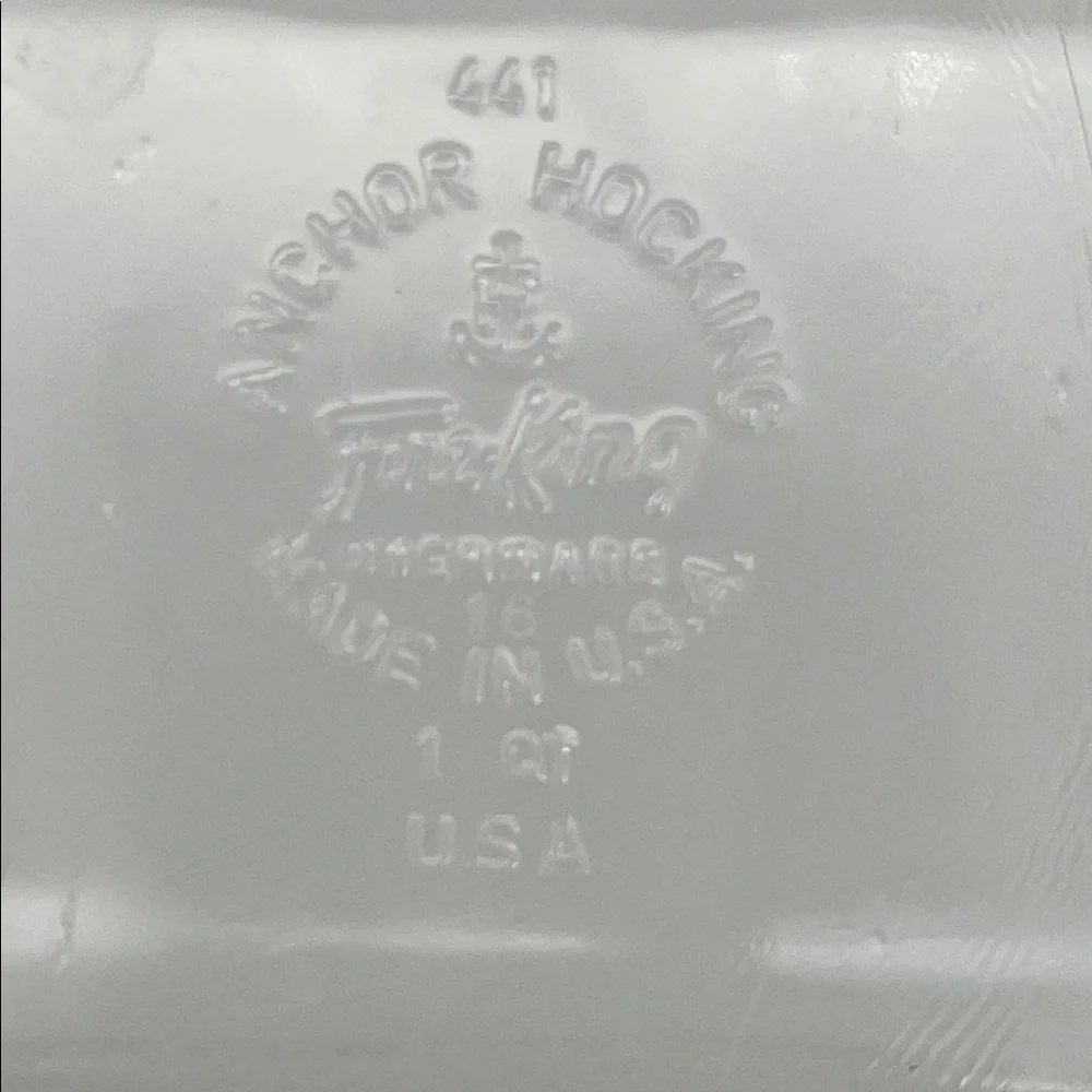 Vintage Anchor Hocking 441 Fire-King Meadow Green Milk Glass Baking Dish - 1 Qt